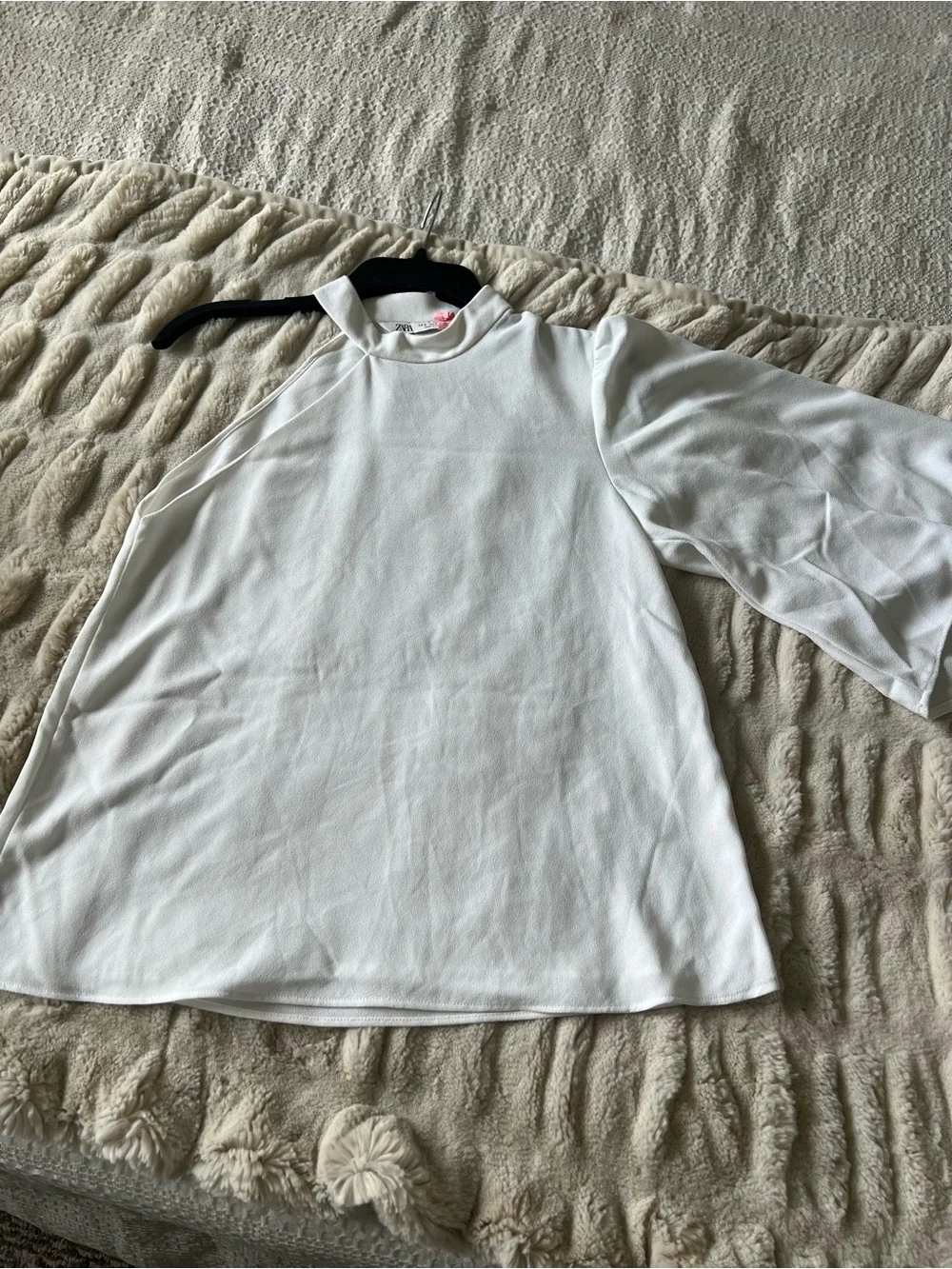 Zara White Mock-Neck Puff Sleeve Top